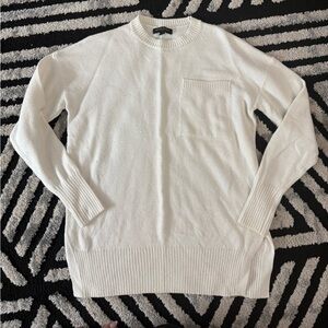 Banana Republic Cream Crewneck Sweater